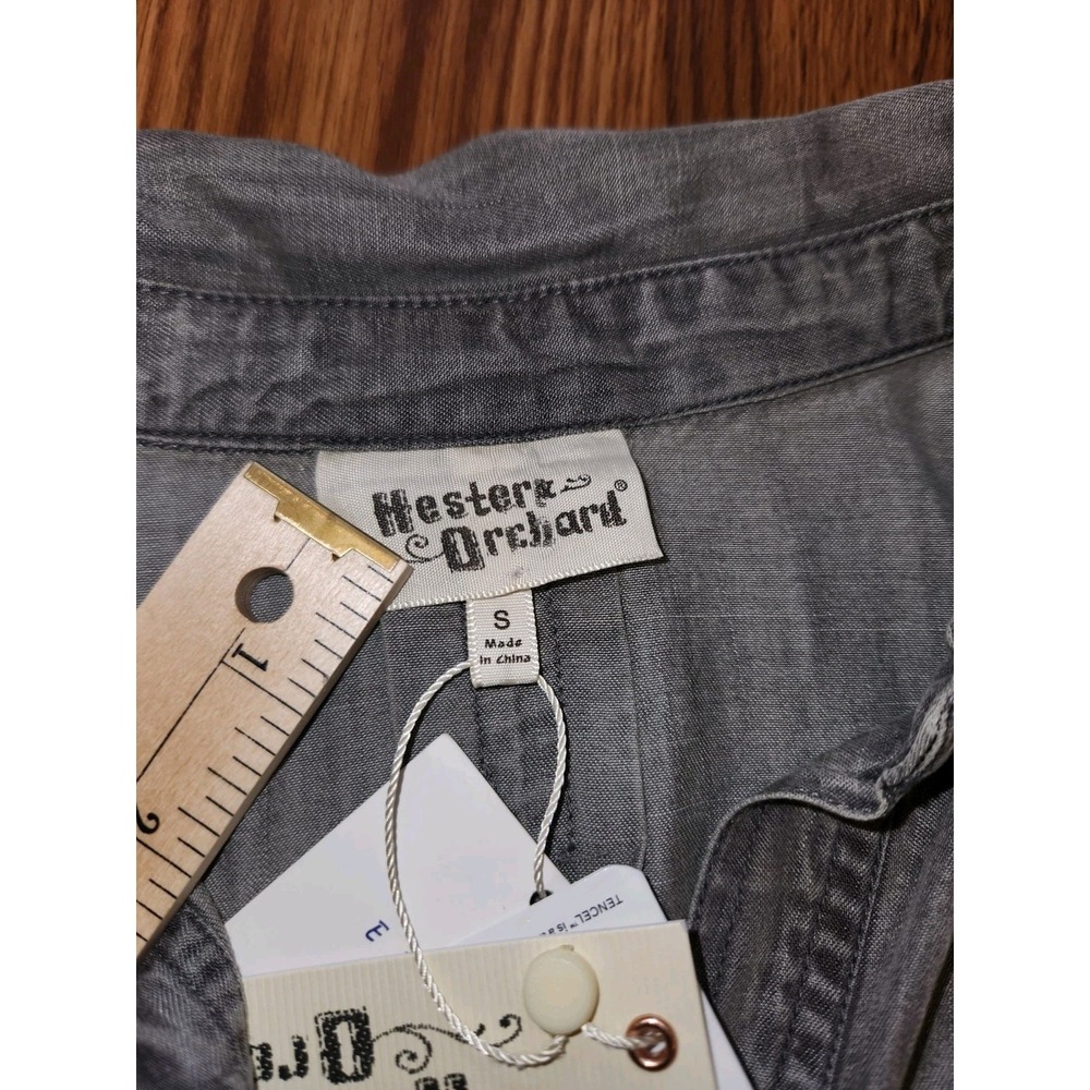 Hester & Orchard Gray Tencel Tunic Top Roll Tab Sleeve Button Down Small NWT - Picture 6 of 9